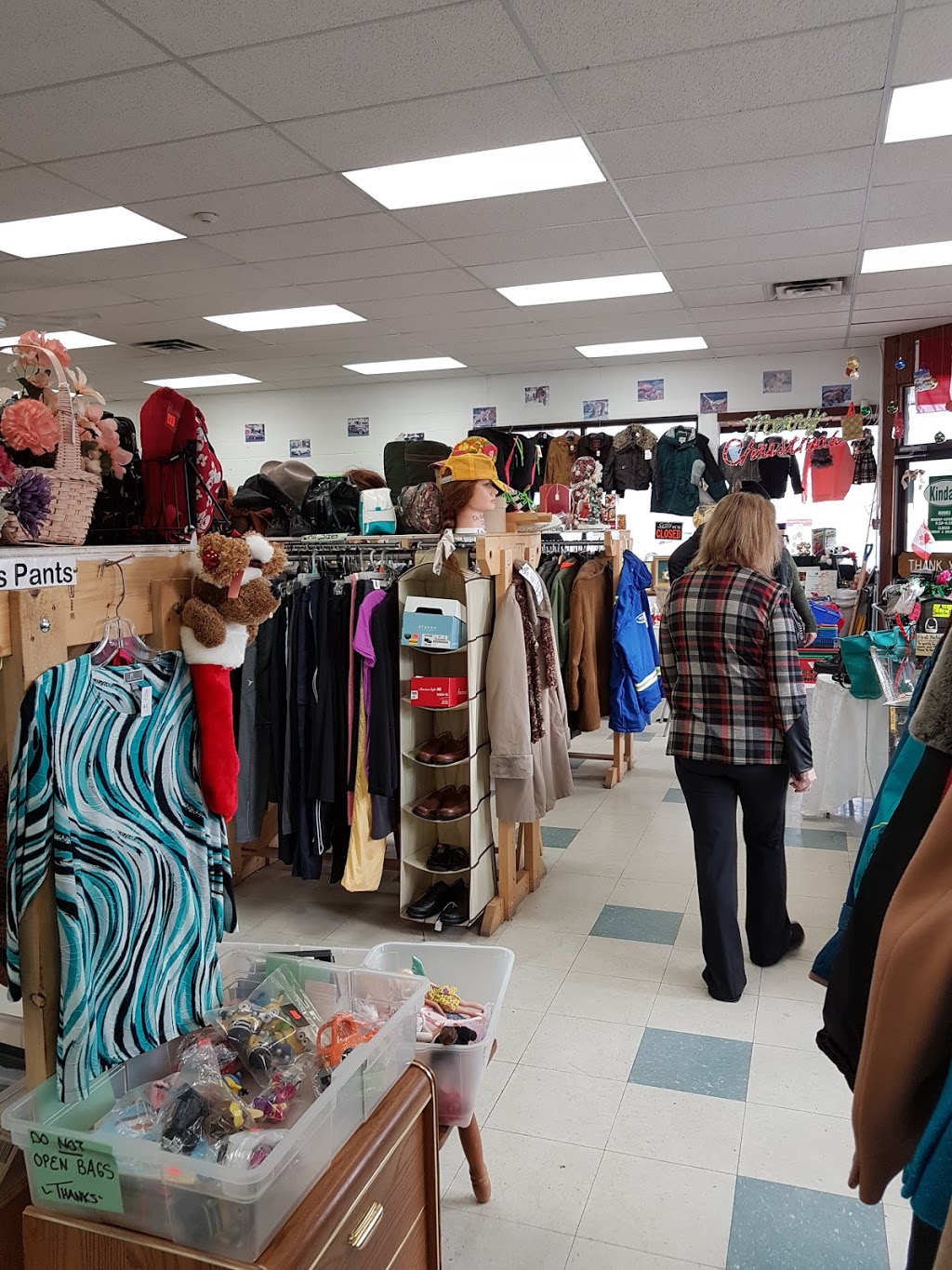 Kindale Thrift Store | Switsemalph 7, BC V1E 1E4, Canada | Phone: (250) 832-1308