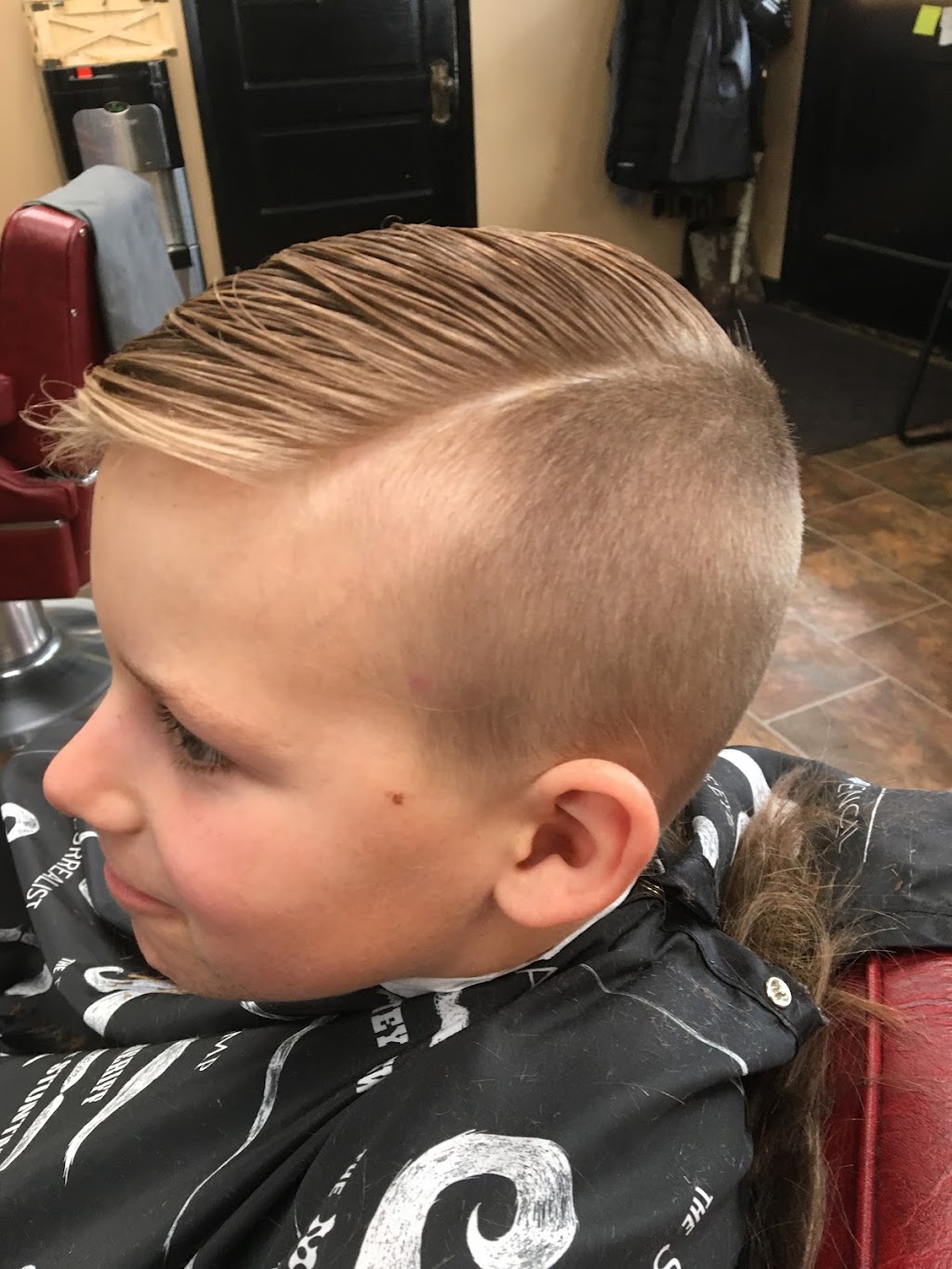 Barbs Barber Shop | 6706 Sooke Rd, Sooke, BC V9Z 1H5, Canada | Phone: (250) 642-6219