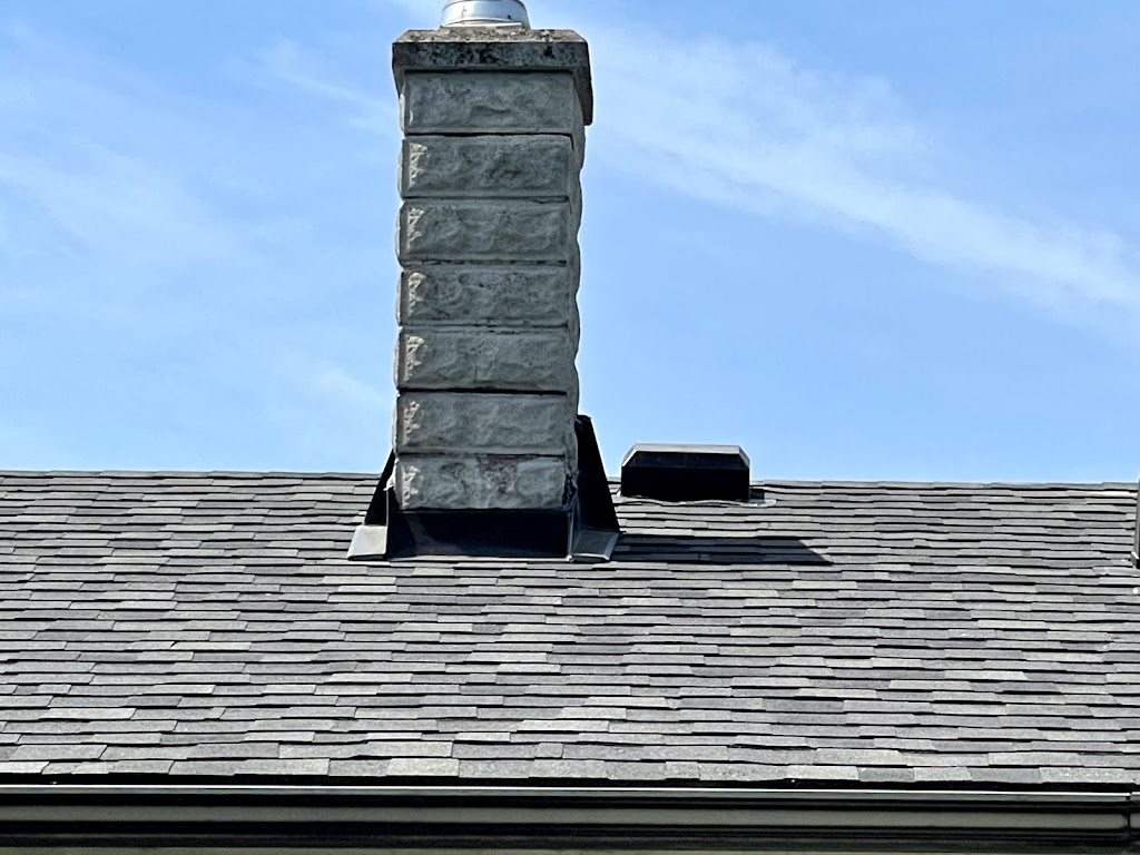 The Roofing Crew | 57 Victor Blvd, Hamilton, ON L9A 2V3, Canada | Phone: (289) 925-7321