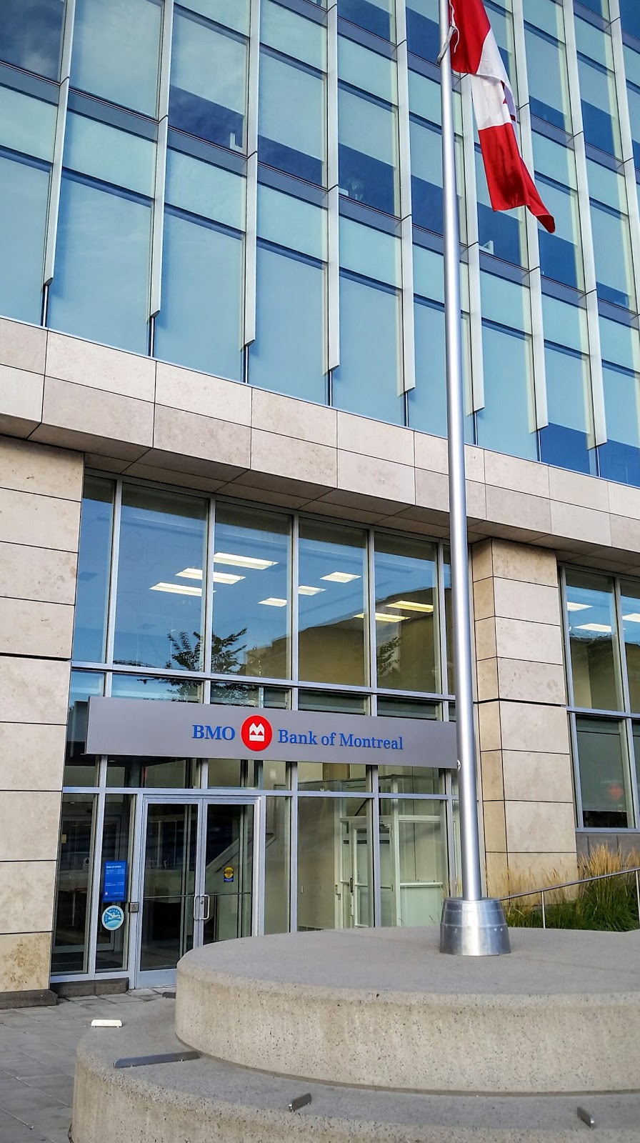 BMO Bank of Montreal | 90 Elgin St #6, Ottawa, ON K1P 0C6, Canada | Phone: (613) 564-6037