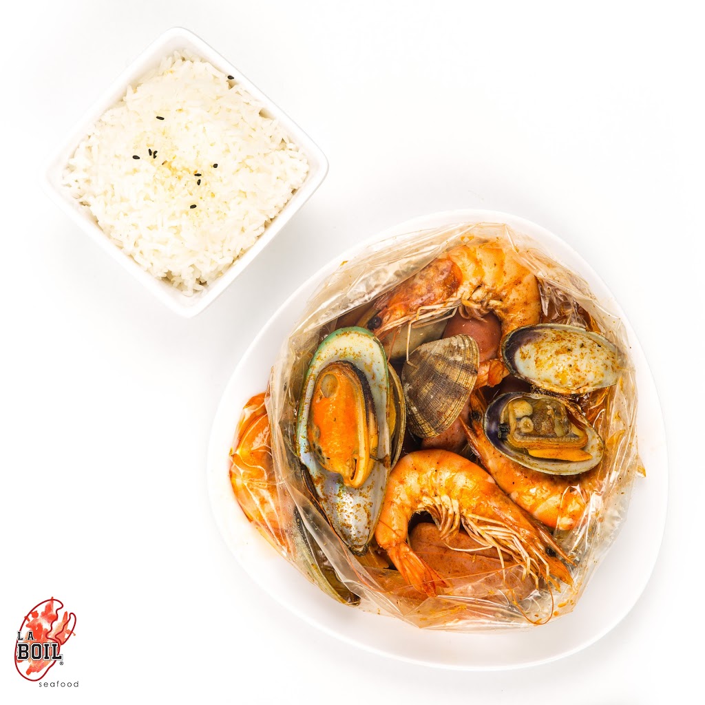 L.A. Boil Seafood | A1-1 888 Dundas St East, Mississauga, ON L4Y 4G6, Canada | Phone: (905) 848-2018