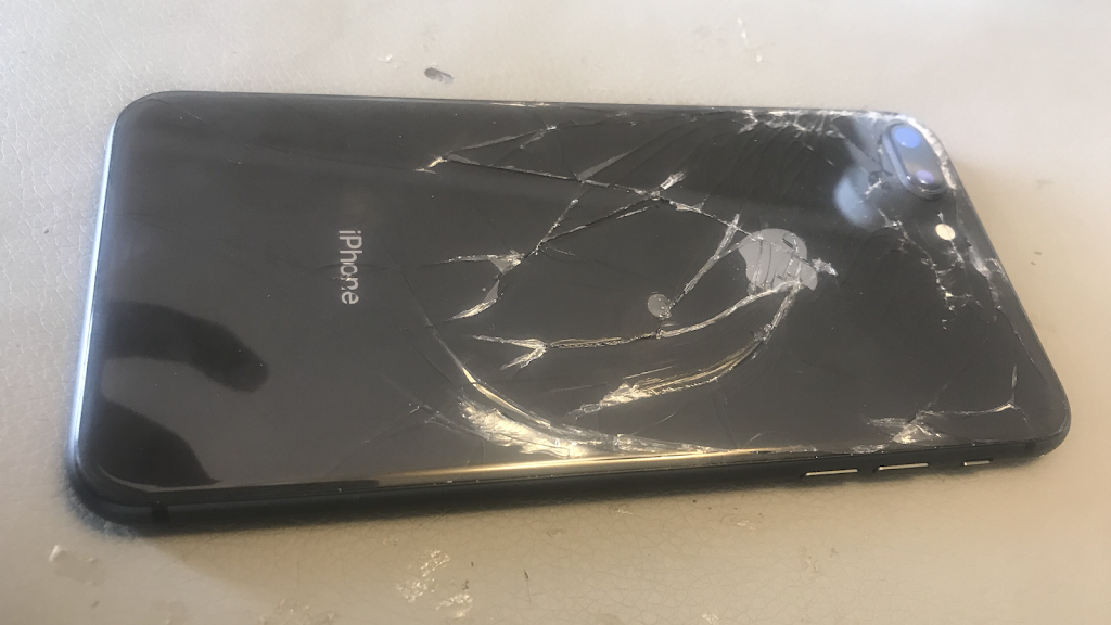 Phone Doctor Chilliwack - Cell Phone Repair And Electronics | 209 1 Ave, Cultus Lake, BC V2R 4Y4, Canada | Phone: (604) 614-3783