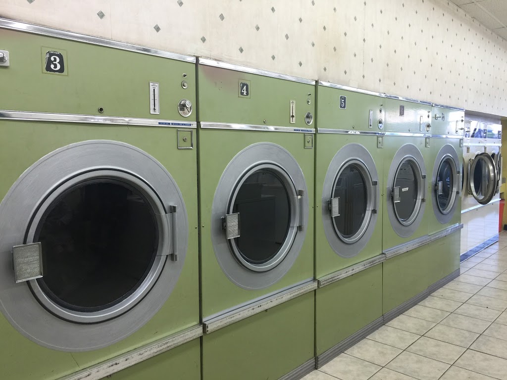 Sauders Dry Cleaners and Laundromat | 120 Ottawa St N, Kitchener, ON N2H 3K5, Canada | Phone: (519) 743-1362