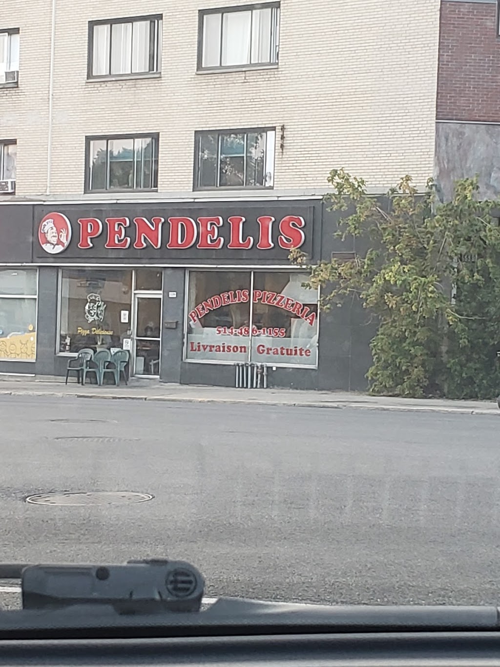 Pendelis Pizza | 5599 Chem. de la Côte-Saint-Luc, Montréal, QC H3X 2C9, Canada | Phone: (514) 486-1155