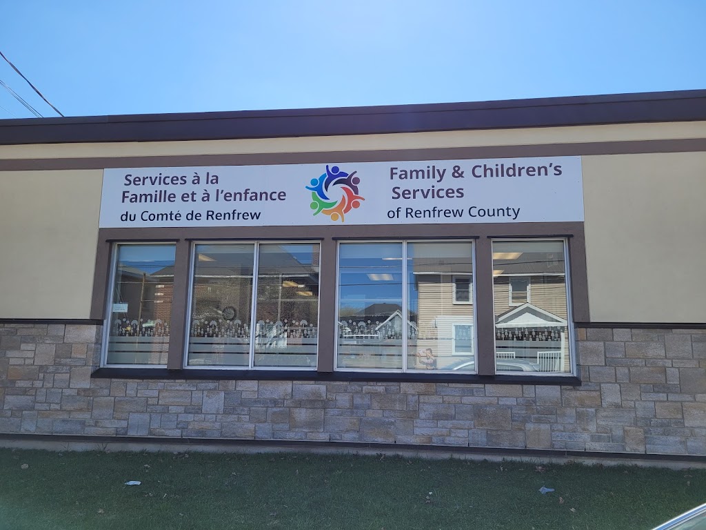 Family & Childrens Services of Renfrew County | 114 Argyle St S, Renfrew, ON K7V 1T5, Canada | Phone: (613) 735-6866