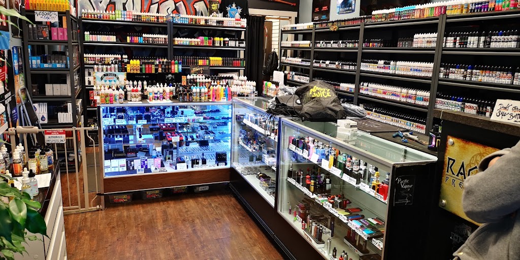 North Island Vapors | 450 Ryan Rd #4, Courtenay, BC V9N 7R6, Canada | Phone: (250) 871-4547