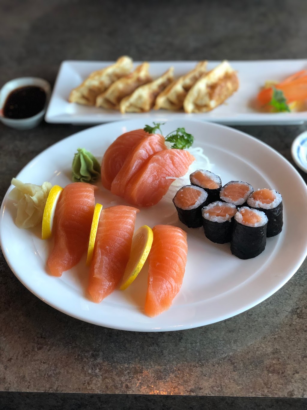 NORI SUSHI - BROOKSWOOD LANGLEY | 118-4061 200 St, Langley City, BC V3A 1K8, Canada | Phone: (604) 427-4110