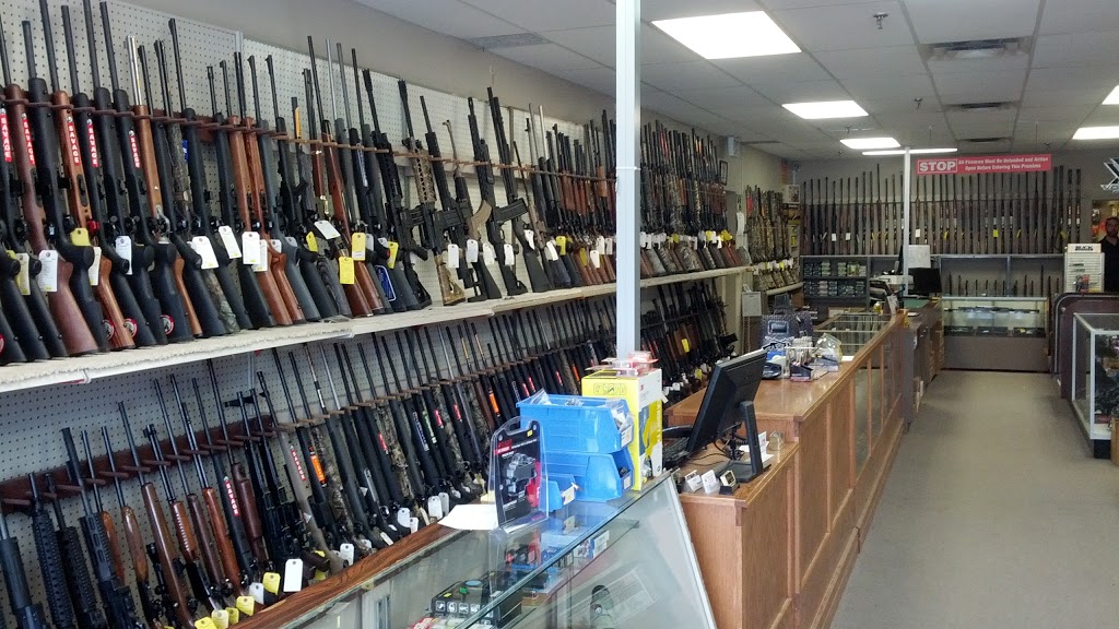 Tillsonburg Gun Shop | 107a Concession St E, Tillsonburg, ON N4G 4W4, Canada | Phone: (519) 842-7442