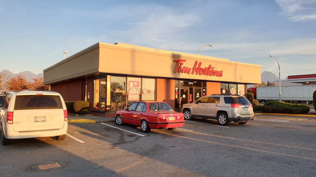 Tim Hortons | 7670 Vedder Rd, Chilliwack, BC V2R 2N9, Canada | Phone: (604) 858-4422