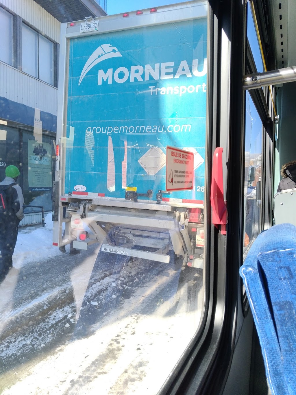 Transport Morneau | 9601 Boulevard des Sciences, Anjou, QC H1J 0A6, Canada | Phone: (514) 325-2727