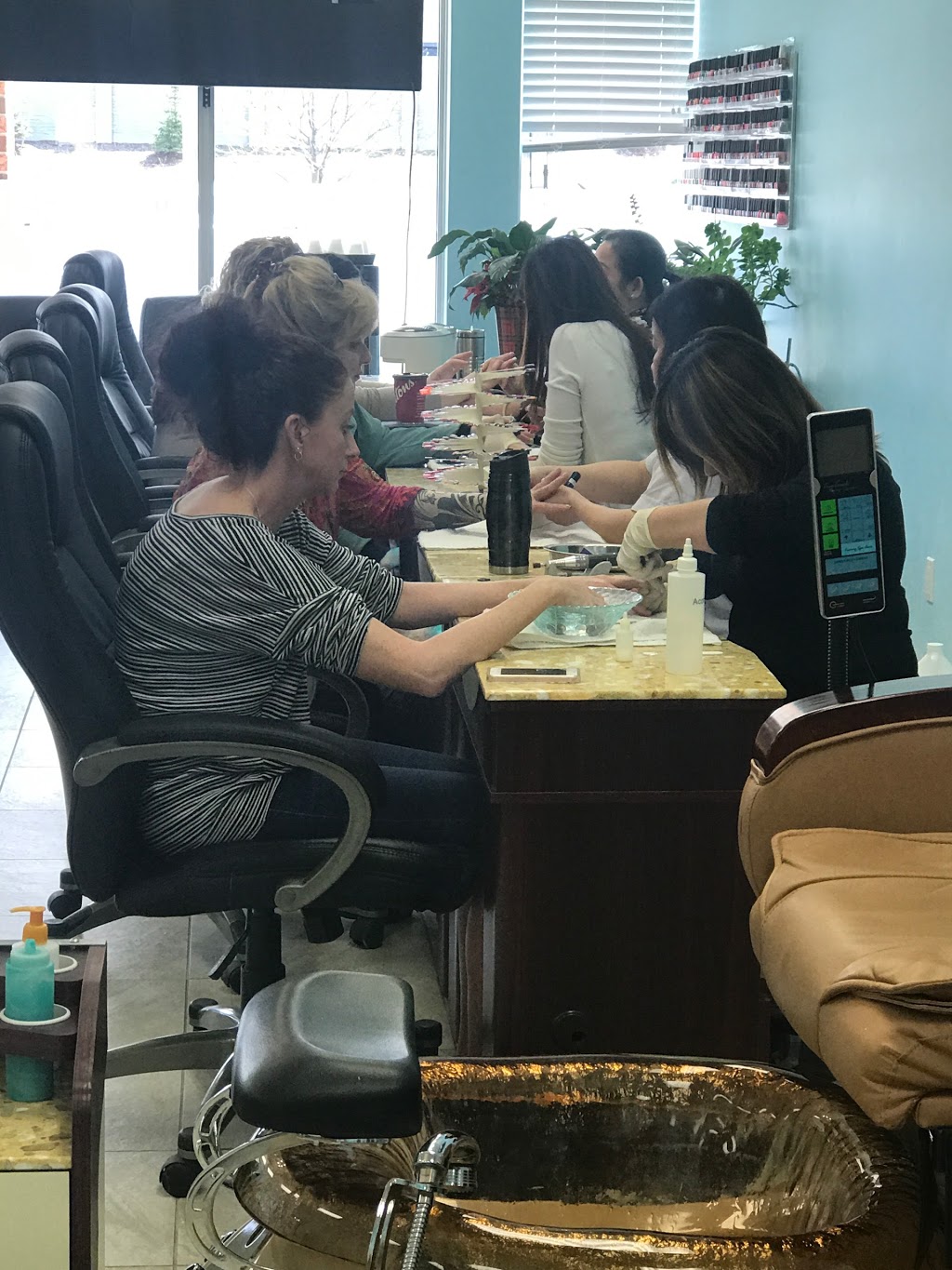 Water Lily Nails And Spa | 3068 Mayfield Rd, Brampton, ON L6Z 0E3, Canada | Phone: (905) 495-7878