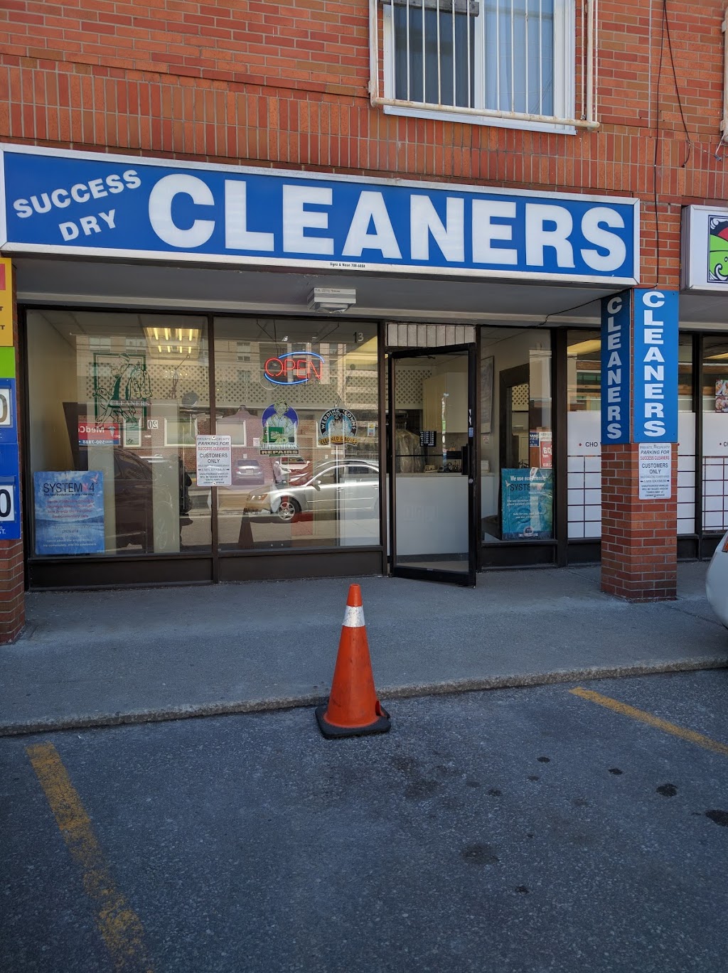 Success Dry Cleaners | 13 Drewry Ave, North York, ON M2M 1C9, Canada | Phone: (416) 226-4384