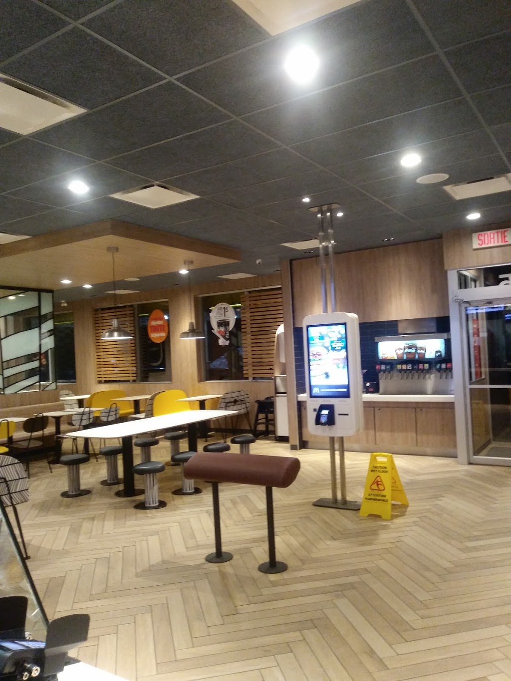 McDonalds | 1605 Avenue du Marais-Ombragé, Drummondville, QC J2C 0B5, Canada | Phone: (819) 475-9883