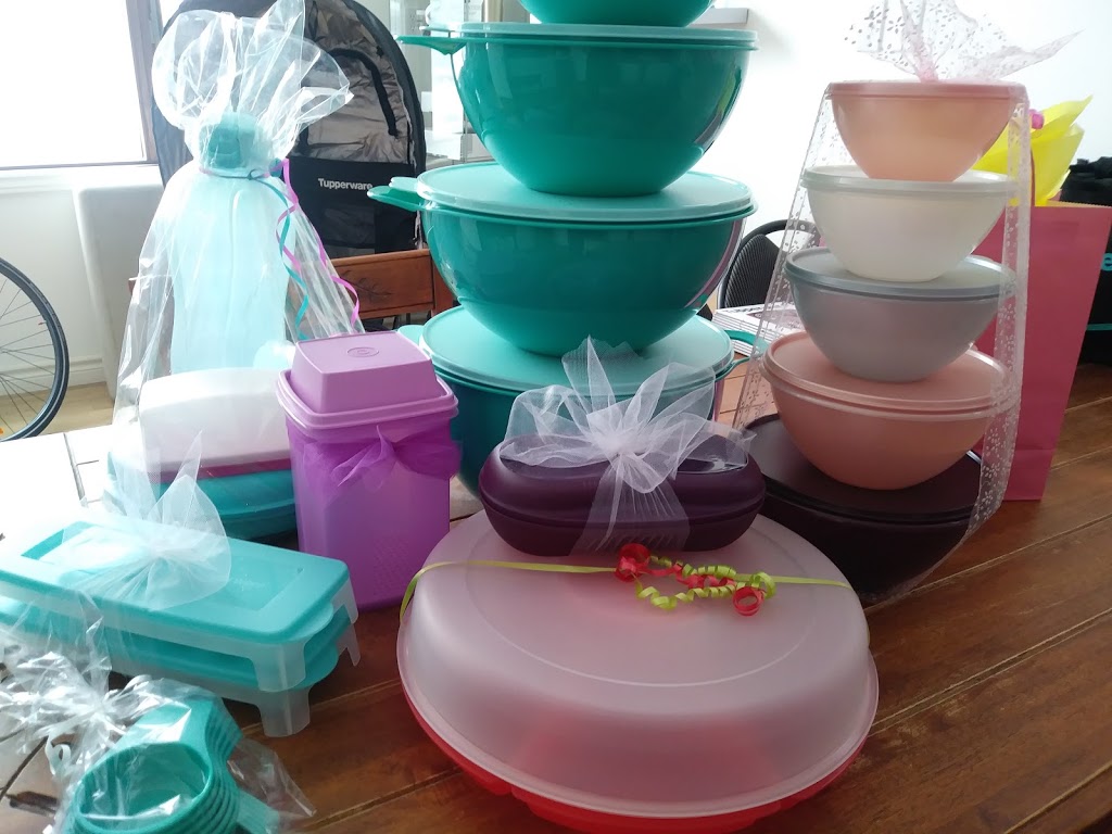 Julie RICARD Full Tupp Gérante Tupperware | 220 St-Charles, Lac-aux-Sables, QC G0X 1M0, Canada | Phone: (418) 289-3561