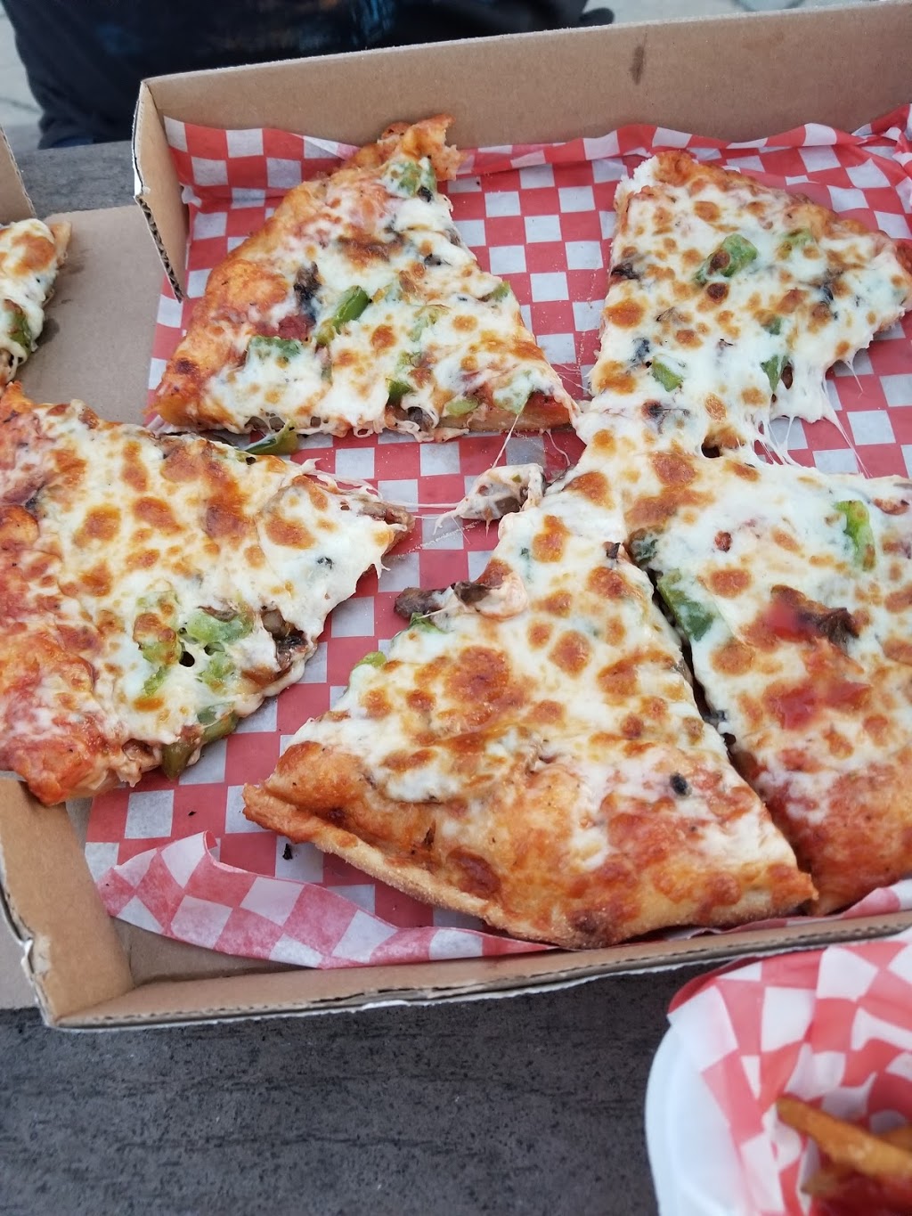 Pizzaria Unlimited | 27 Bridge St, Almonte, ON K0A 1A0, Canada | Phone: (613) 461-6161