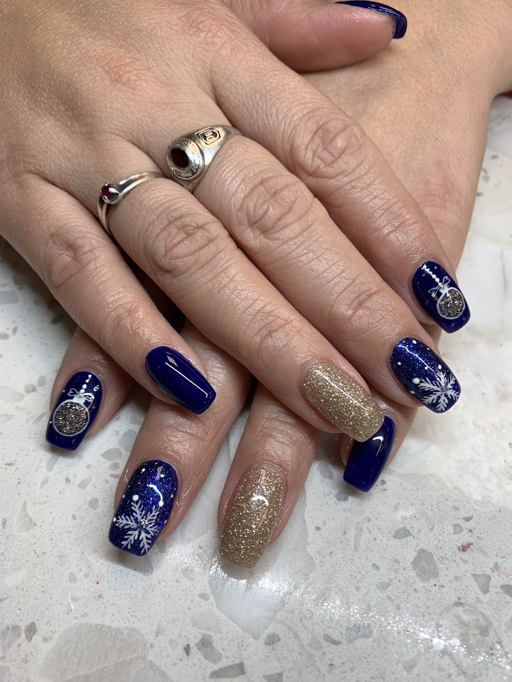 Queen Nails | 119 Main St, Dartmouth, NS B2X 1R6, Canada | Phone: (902) 461-0791