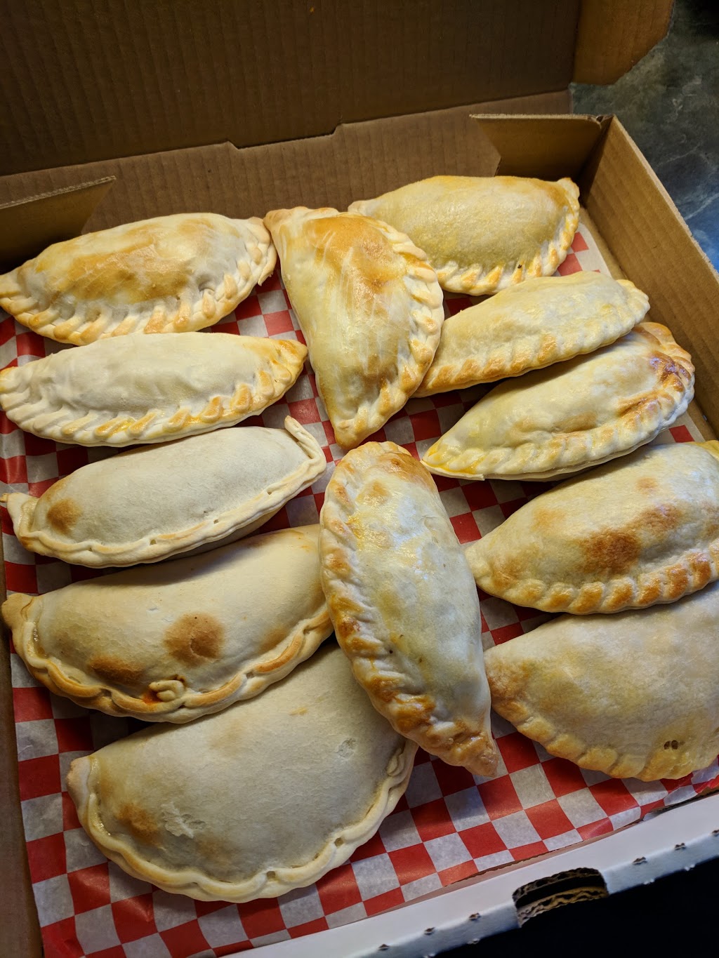 La Pampa empanadas gourmet | 1604 St Marys Rd #10, Winnipeg, MB R2M 3W5, Canada | Phone: (204) 615-8969