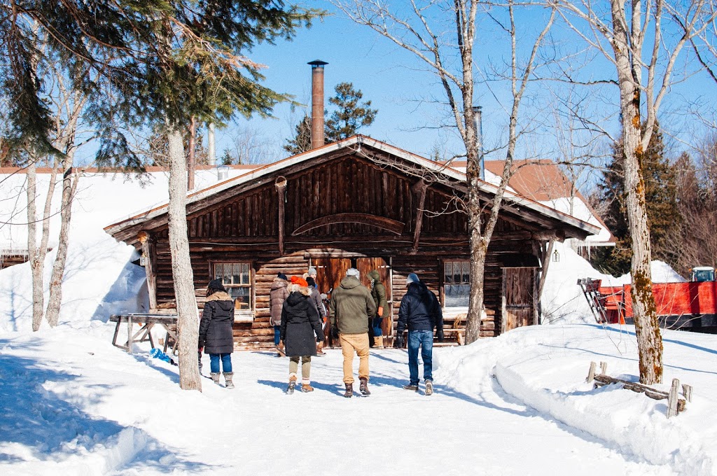 Cabane à Pierre | 566 Rang 2, Frampton, QC G0R 1M0, Canada | Phone: (418) 479-5200