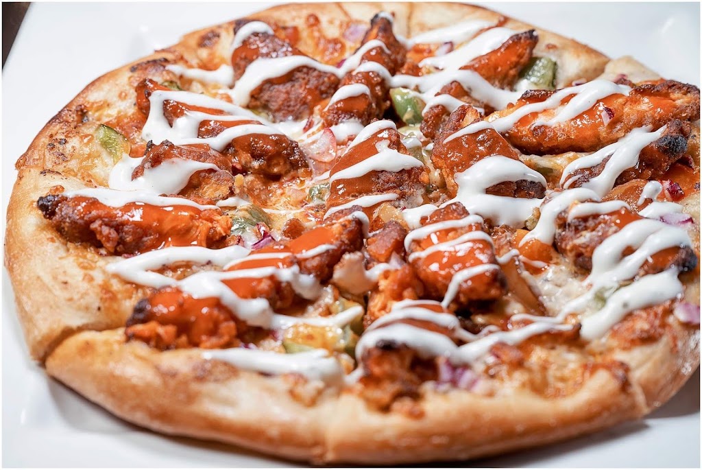 Neighbors Pizza & Wings | 201 Hurst Dr unit 8, Barrie, ON L4N 8K8, Canada | Phone: (705) 722-7999