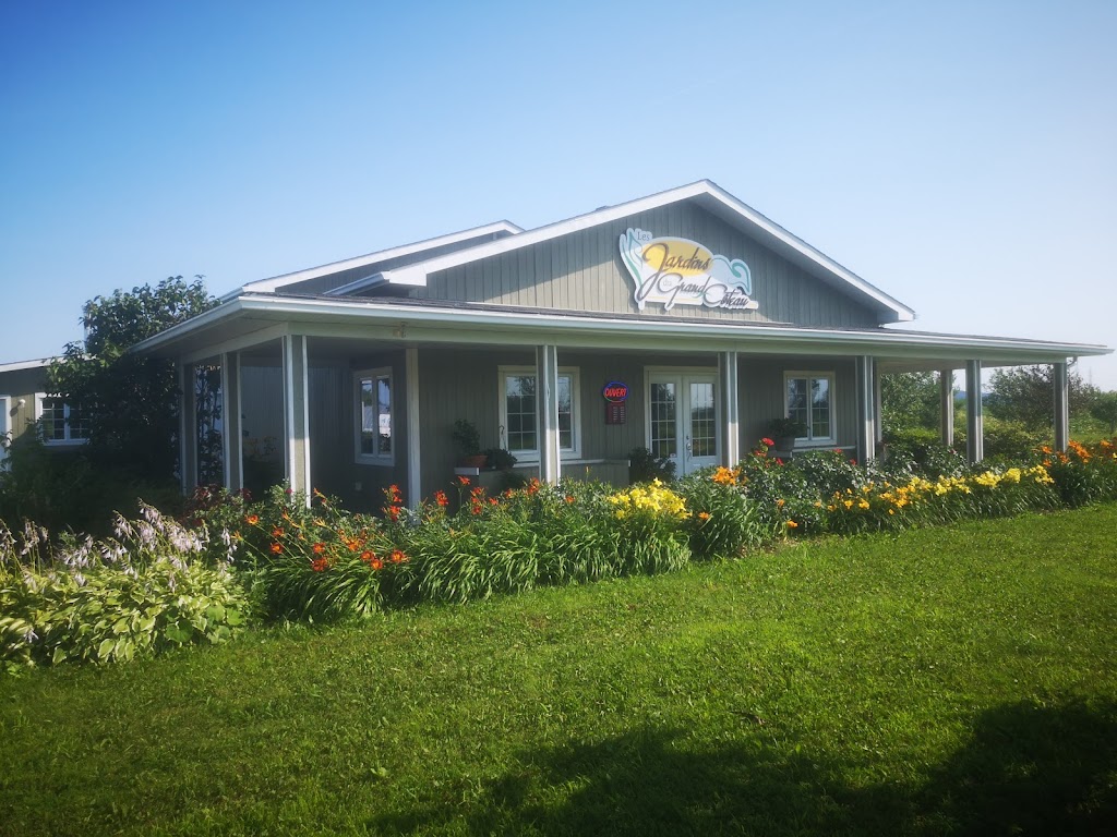 Les Jardins du Grand Coteau | 620 Rue Principale, Sainte-Julie, QC J3E 0C1, Canada | Phone: (450) 733-0711