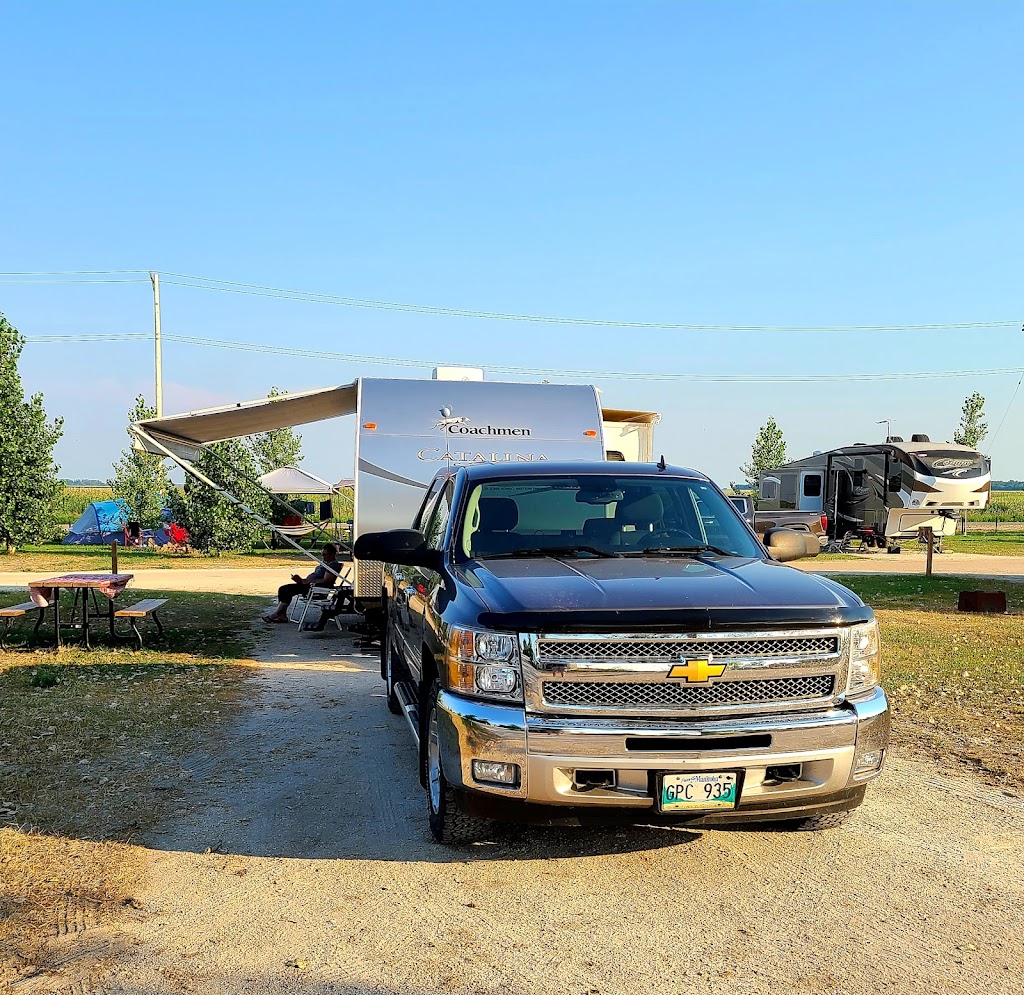 Delta Beach Campground | 84 Hackberry Ave W, Macdonald, MB R0H 0S0, Canada | Phone: (204) 857-7772