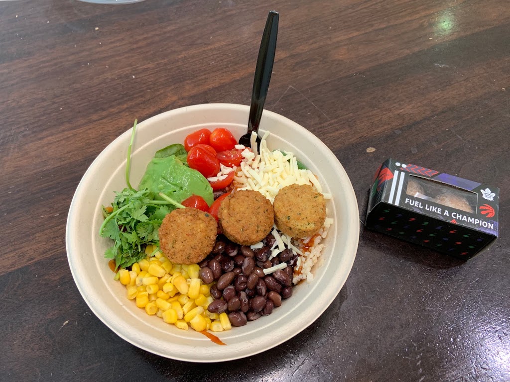 Freshii | Terminal 3, 6301 Silver Dart Dr, Mississauga, ON L5P 1B2, Canada | Phone: (647) 228-0242