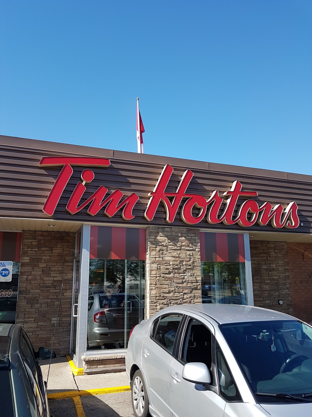 Tim Hortons | 1600 Barton St E, Hamilton, ON L8H 2X9, Canada | Phone: (905) 549-3385