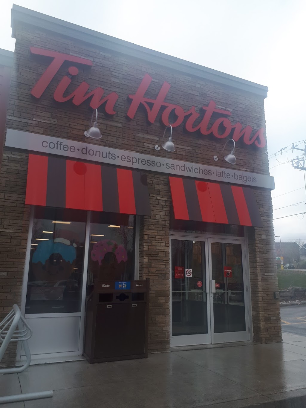 Tim Hortons | 73 Oxford St, Tillsonburg, ON N4G 2G5, Canada | Phone: (519) 688-6885