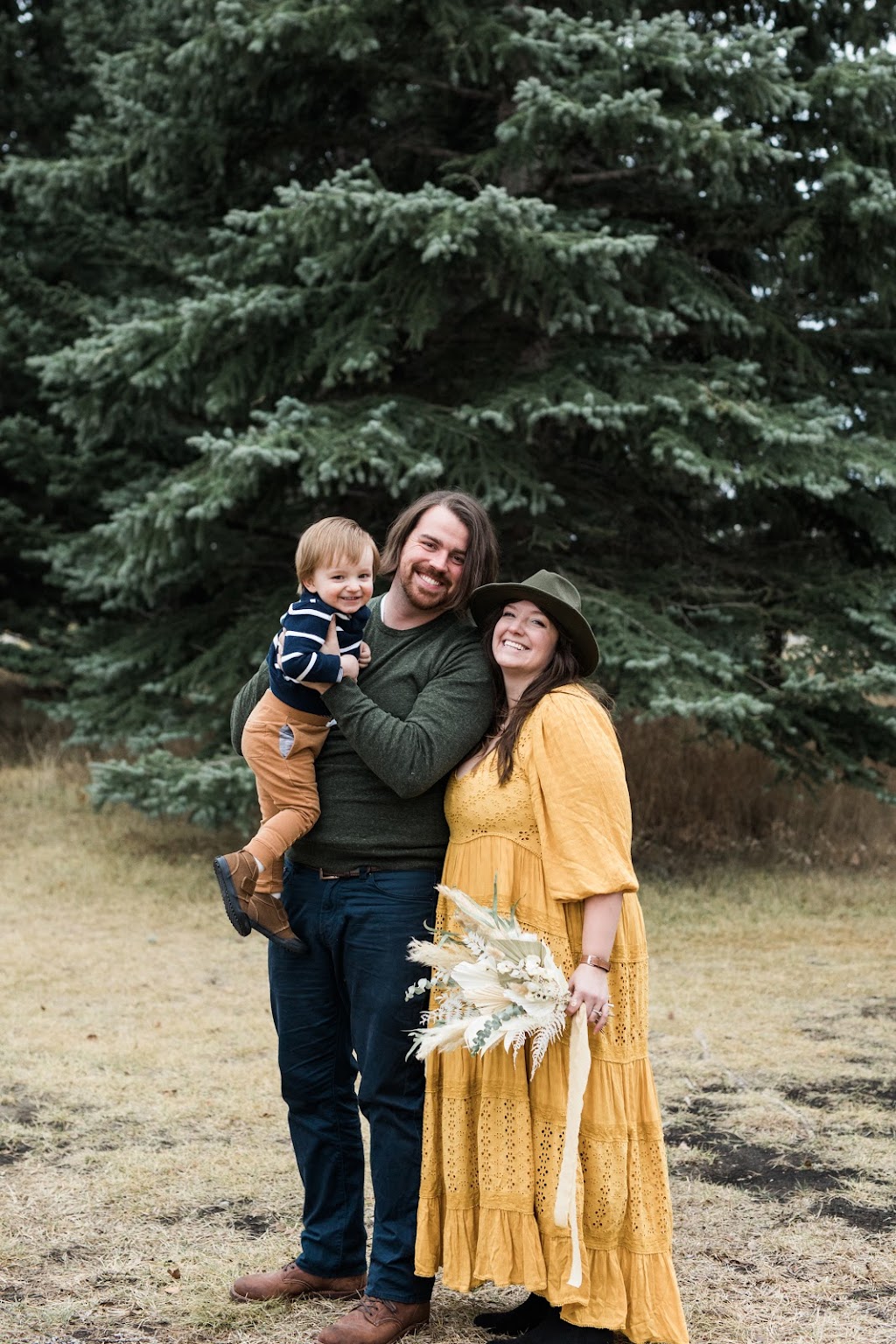 Sarah Beau Photography | 95 Burma Star Rd SW, Calgary, AB T3E 8A9, Canada | Phone: (403) 880-9455