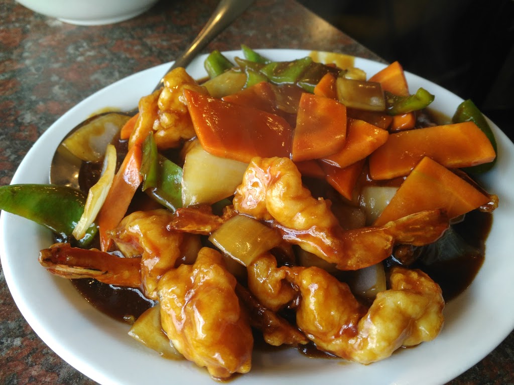 Spicy Dragon Restaurant | 1060 Kennedy Rd, Scarborough, ON M1P 2K7, Canada | Phone: (416) 751-8088