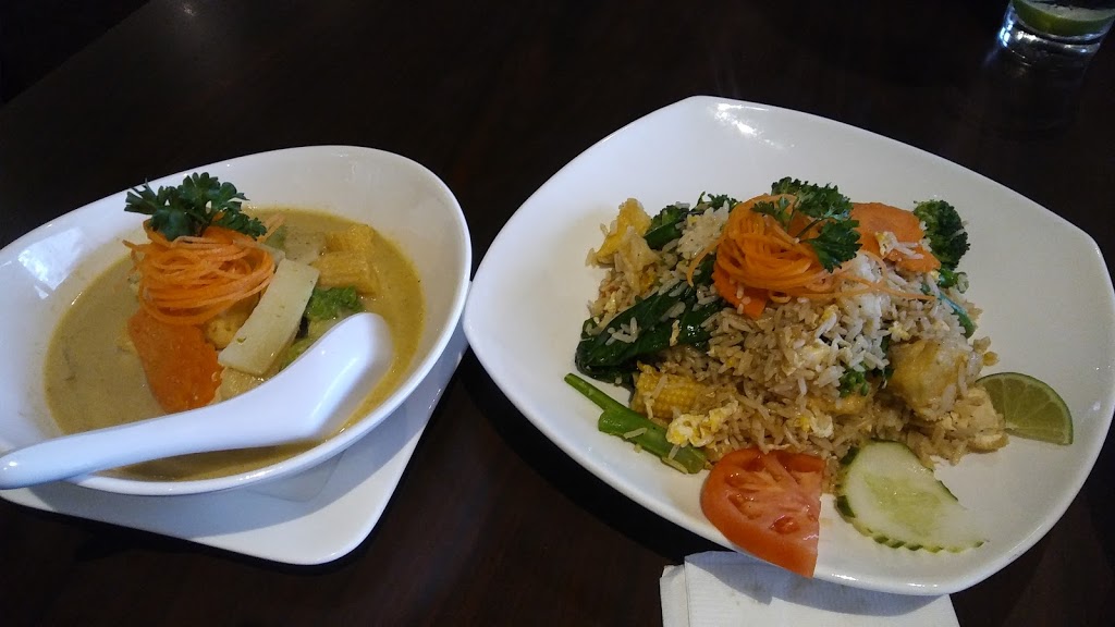 Truly Thai Cuisine | 3175 Rutherford Rd Unit 47, Concord, ON L4K 5Y6, Canada | Phone: (905) 669-8809