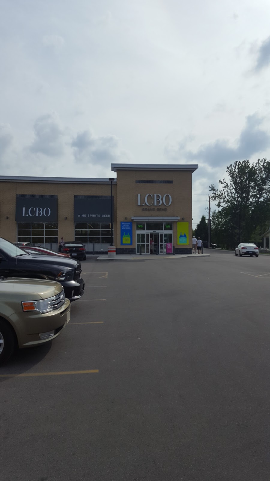 LCBO | A, 49 Main St E, Grand Bend, ON N0M 1T0, Canada | Phone: (519) 238-2191