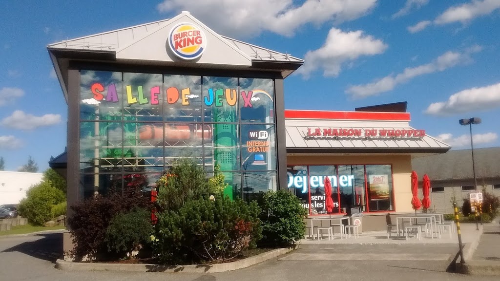 Burger King | 1900 Rue Sherbrooke, Magog, QC J1X 2T3, Canada | Phone: (819) 868-6704