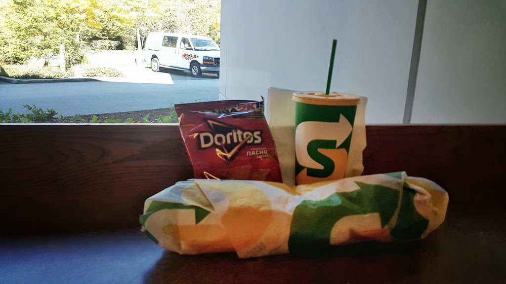 Subway | 2455 Dollarton Hwy Unit 120, North Vancouver, BC V7H 1A6, Canada | Phone: (604) 929-7232