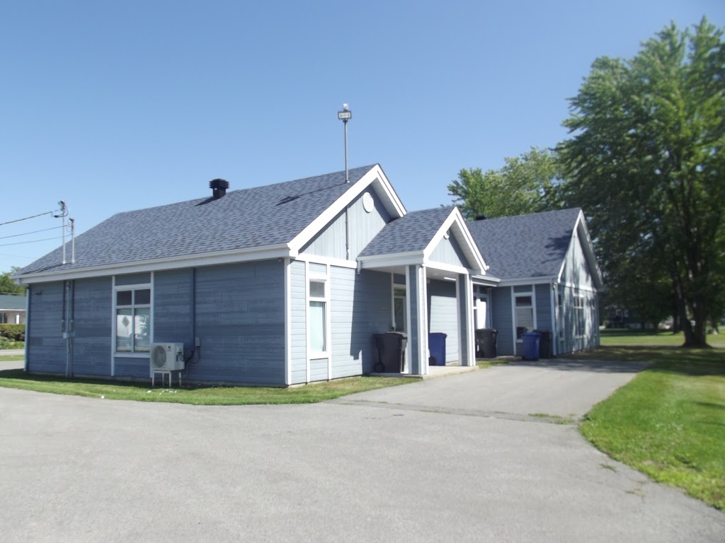 Bibliothèque Léo-Paul-Desrosiers | 391 Rang de la Rivière-Bayonne S, Berthierville, QC J0K 1A0, Canada | Phone: (450) 836-4333