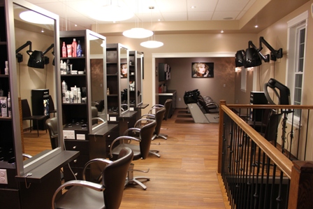 Hair Expressions & Day Spa | 1434 Bridge St, Kingston, NS B0P 1R0, Canada | Phone: (902) 765-0000