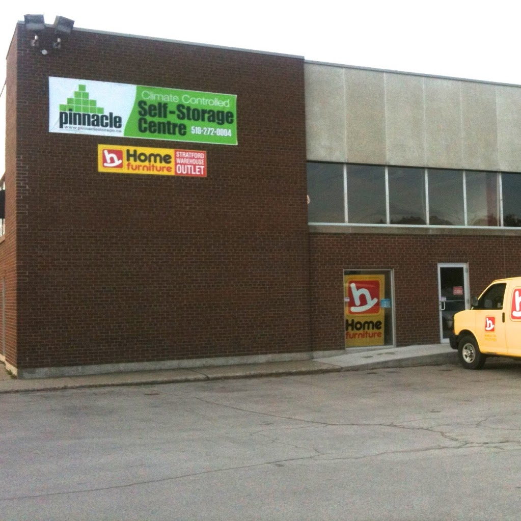 Stratford Home Furniture Outlet | 617 Douro St, Stratford, ON N5A 0B5, Canada | Phone: (519) 273-7453