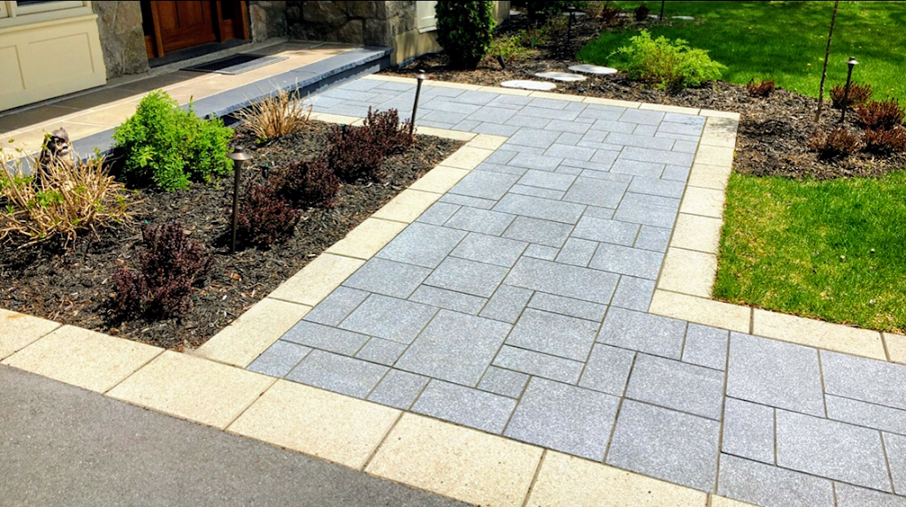 Carriere Landscaping Inc. | 353 Av. Duke-of-Kent, Pointe-Claire, QC H9R 1Y5, Canada | Phone: (514) 426-9419