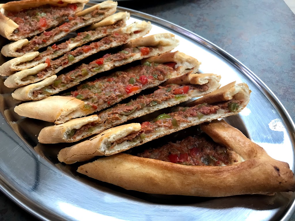 Gaziantep Lahmacun | 5047 Boulevard Couture, Saint-Léonard, QC H1R 3B9, Canada | Phone: (514) 955-2828