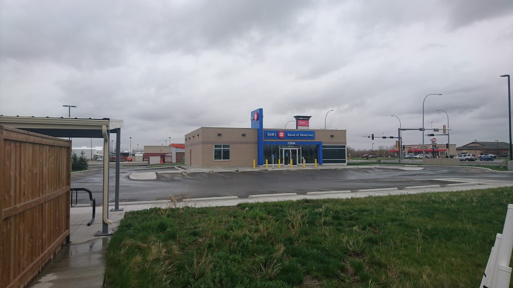 BMO Bank of Montreal | 1500 12 Ave SE, High River, AB T1V 2B1, Canada | Phone: (403) 652-2378