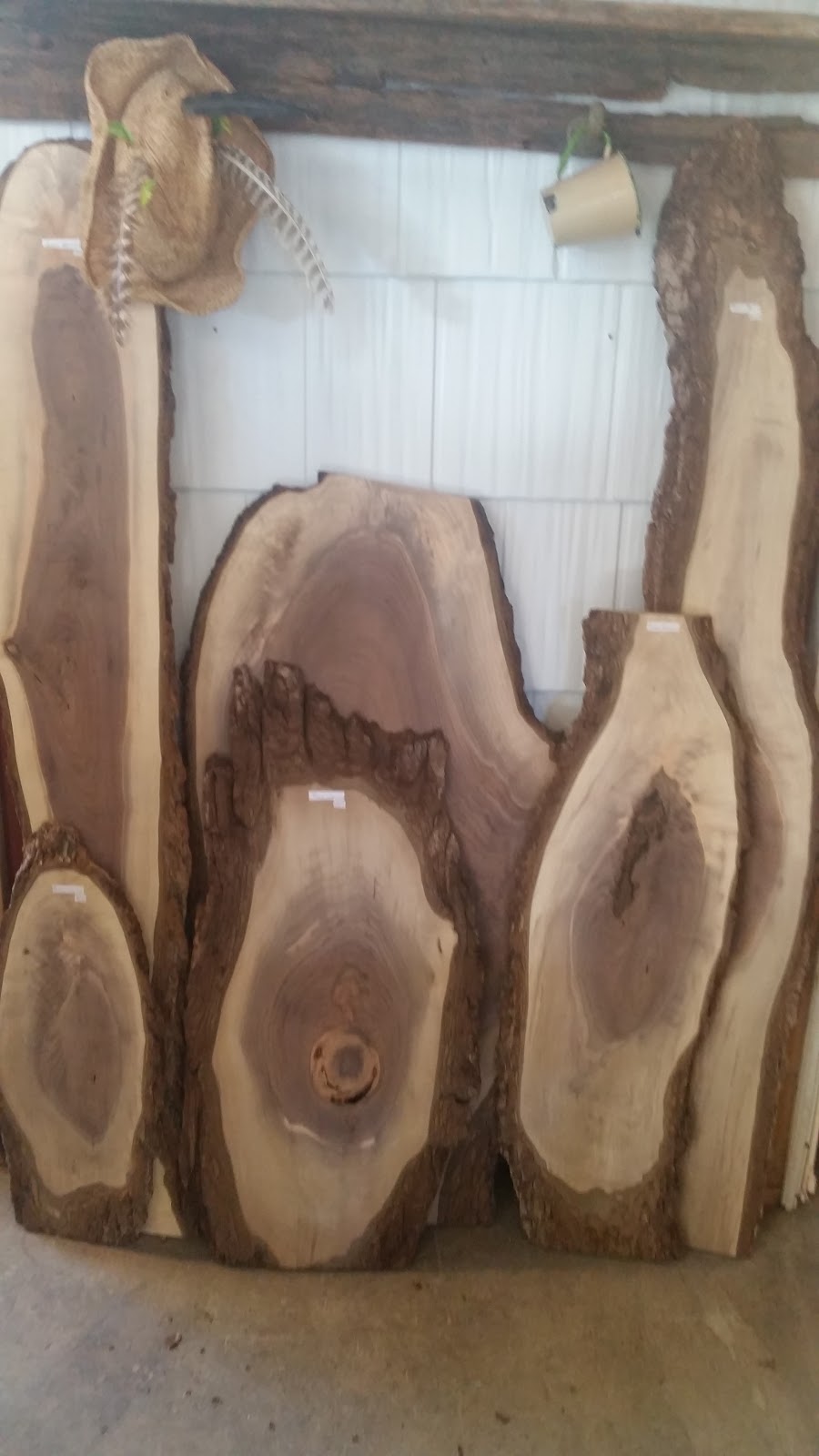 Crosscut Live Edge | 34 Main St, Finch, ON K0C 1K0, Canada | Phone: (613) 330-3365