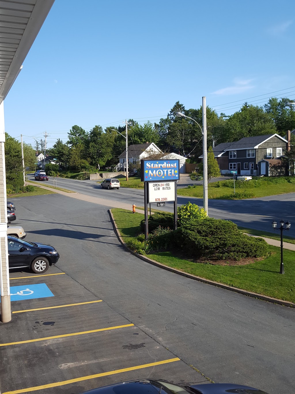 Stardust Motel | 1791 St Margarets Bay Rd, Timberlea, NS B3T 1B8, Canada | Phone: (902) 876-2301