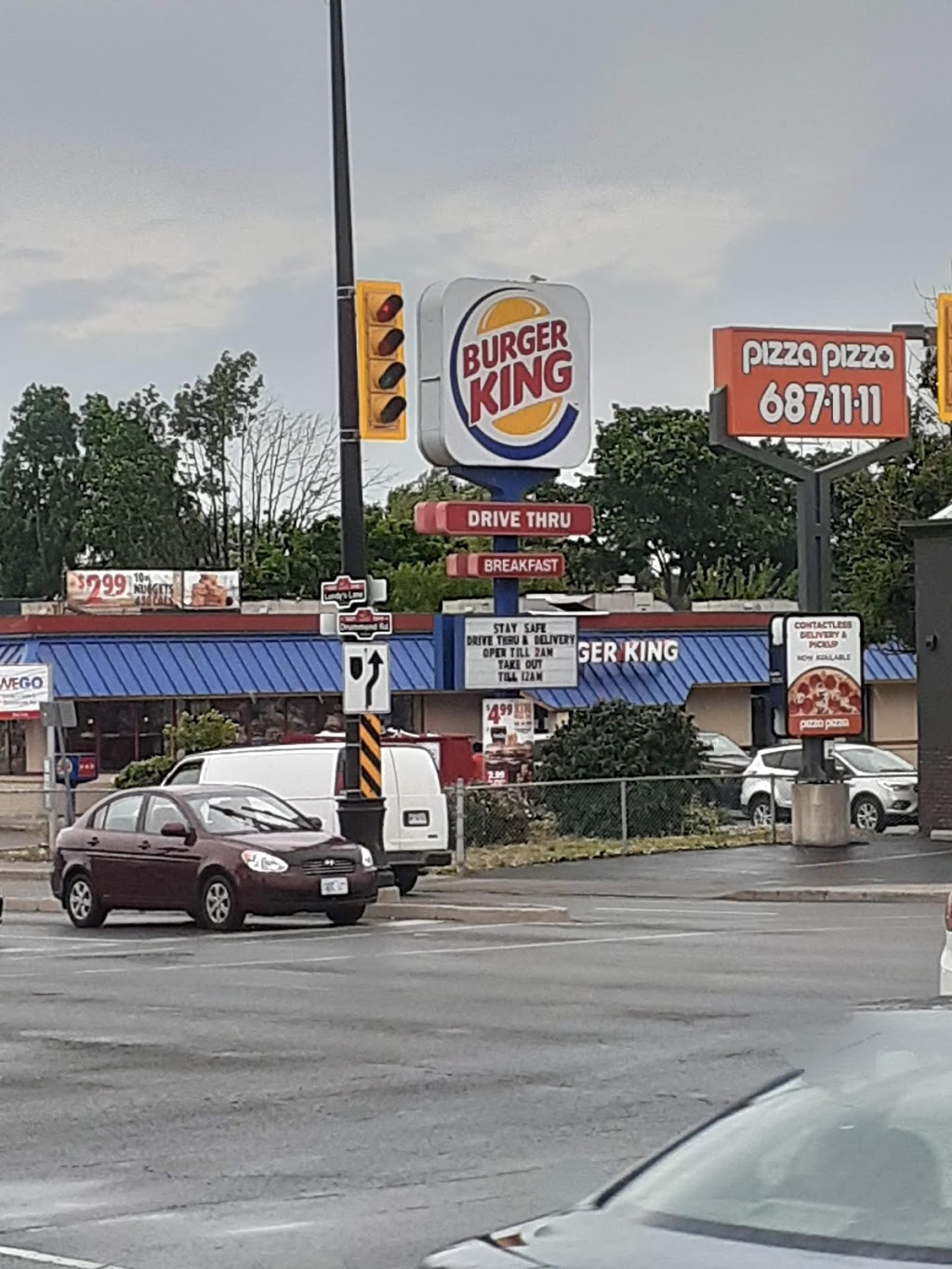 Burger King | 6235 Lundys Ln, Niagara Falls, ON L2G 1T5, Canada | Phone: (905) 357-3210