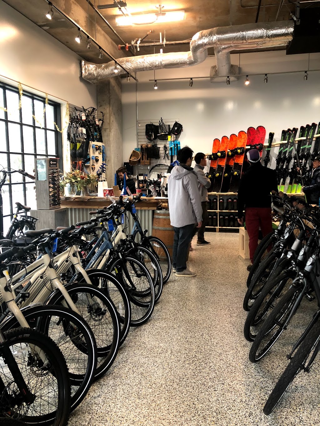 Reckless Shipyards: eBikes, Skis & More! | 125 Victory Ship Way Unit# 150, North Vancouver, BC V7L 0B2, Canada | Phone: (604) 988-1425