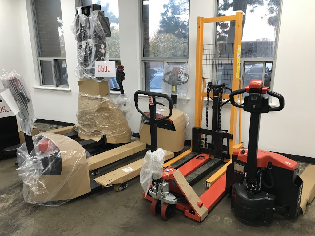 Tiger Commercial Equipment Floor Scrubber/Forklift | 187 Steelcase Rd W unit 12 unit 12, Markham, ON L3R 2R9, Canada | Phone: (905) 341-1610