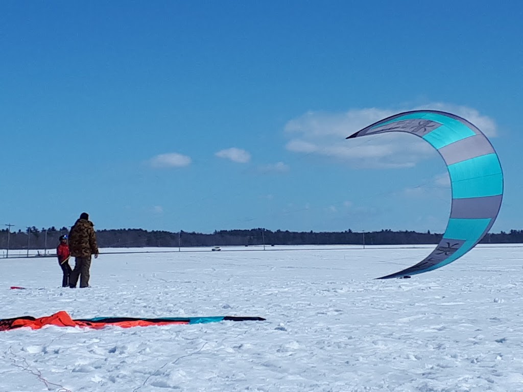 Paraski Plein-Air | 3624 Chemin du Trait Carré, Terrebonne, QC J7M, 3624 Chemin du Trait Carré, Terrebonne, QC J7M 1R2, Canada | Phone: (514) 583-2769