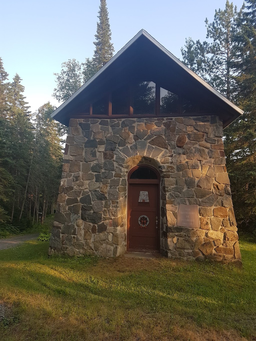 Location des Chalets - Domaine Tavibois | 14 Chem. du Dom. Tavibois, Hérouxville, QC G0X 1J0, Canada | Phone: (418) 365-6913