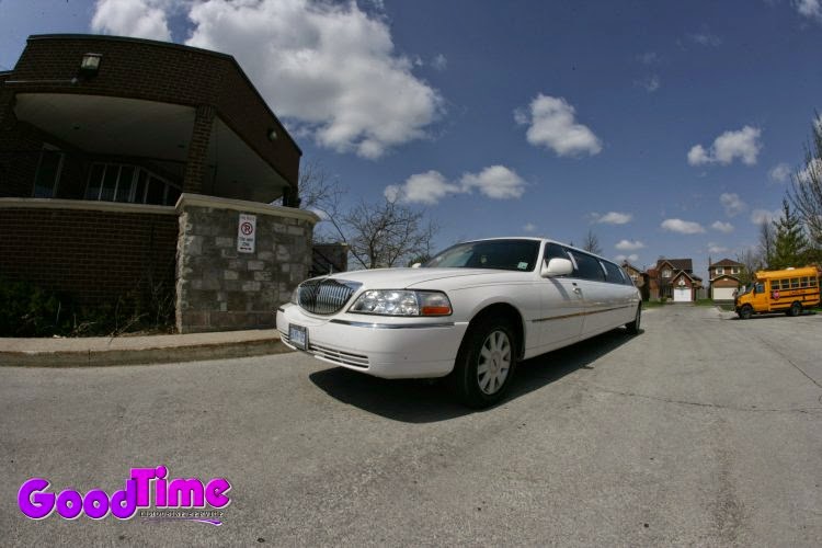 Goodtime Party Bus Limos | 1572 Queen St W, Brampton, ON L6X 0B1, Canada | Phone: (416) 450-2861