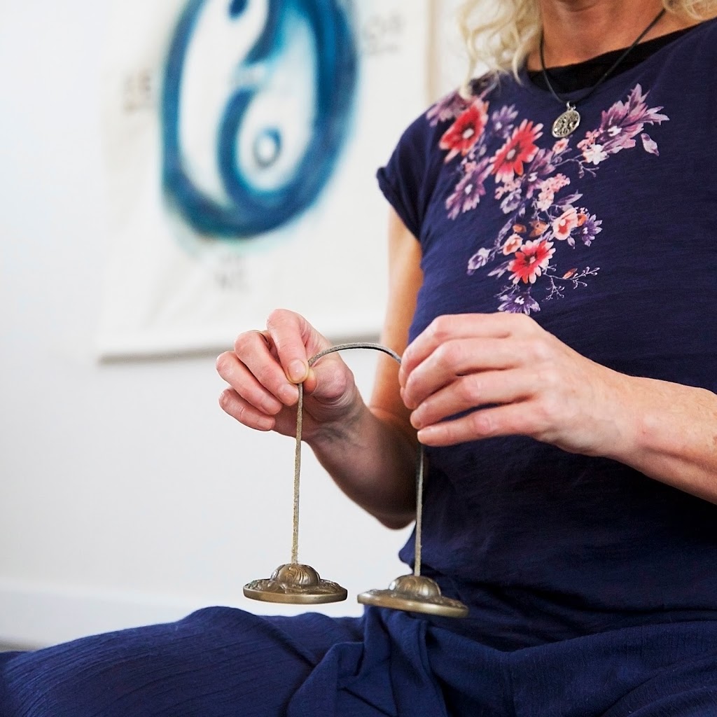 Breath Vie, Qi Gong Et Focusing | 2390 Rue Principale O, Magog, QC J1X 0J1, Canada | Phone: (819) 868-9323