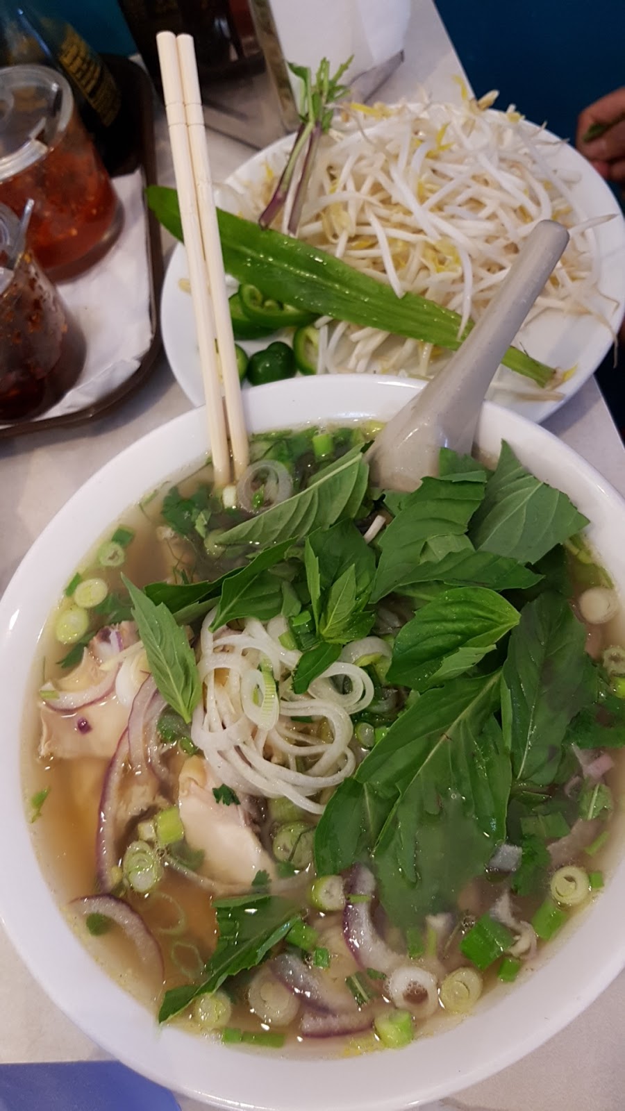 An Pho Vietnamese Restaurant | 13784 104 Ave, Surrey, BC V3T 1W5, Canada | Phone: (604) 589-8919